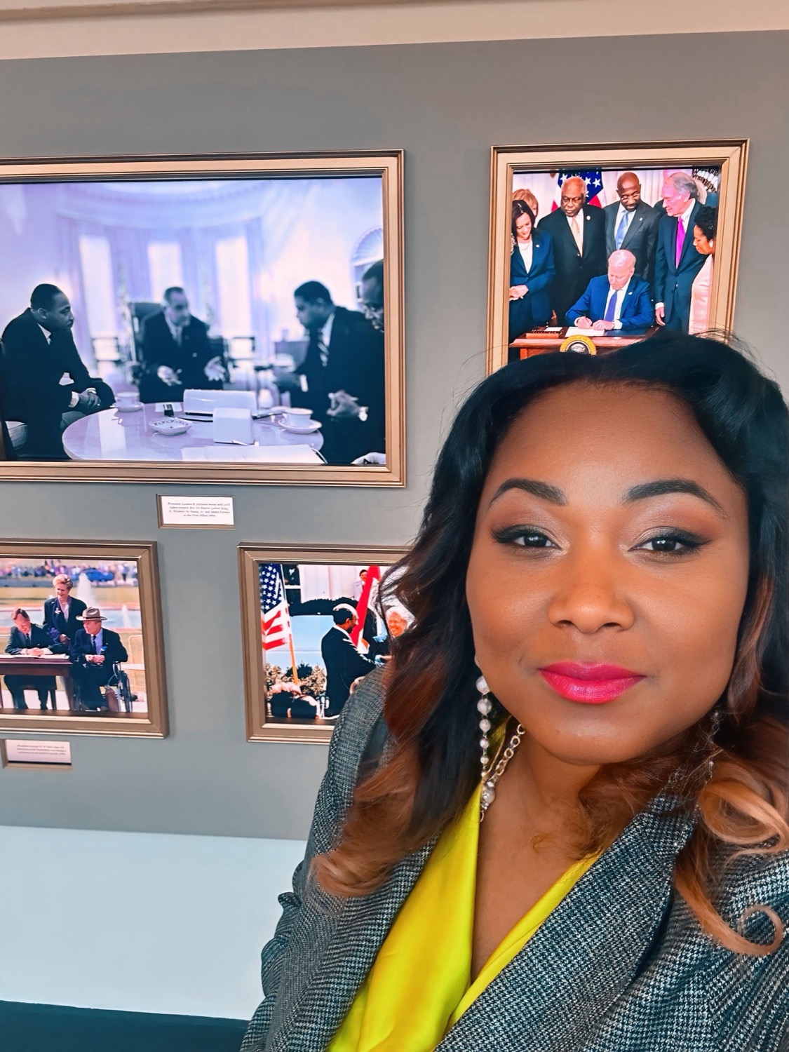 Hannah Naomi Jones, white house history wall